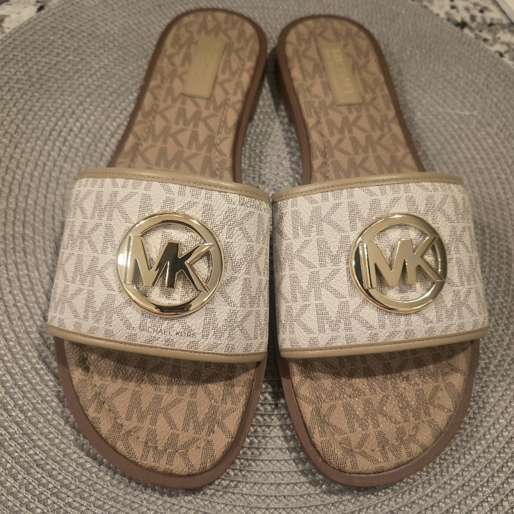 MICHAEL KORS Sandals